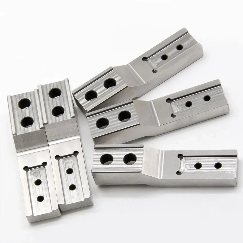 Żennuna tat-tkessiħ tat-torn CNC